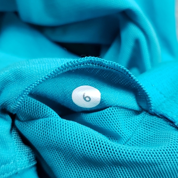 Lululemon Womens Turquoise Active Top size 6 - Picture 3 of 3